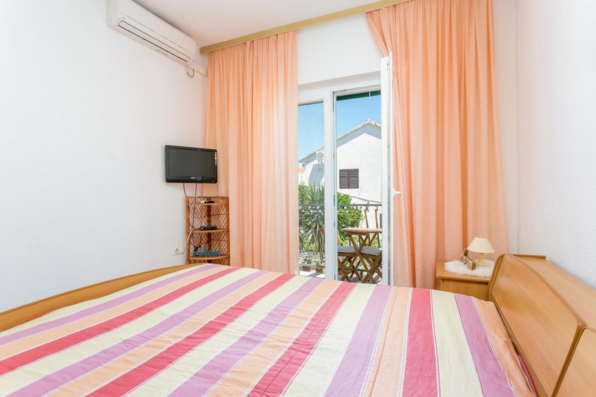 Double Room Supetar 5658D المظهر الخارجي الصورة